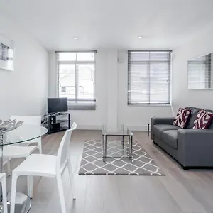Appartement Roomspace Serviced - River House, Londres