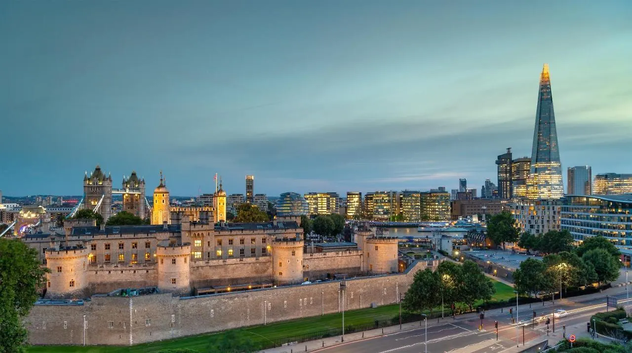 Tower Suites By Blue Orchid Londres Hotel