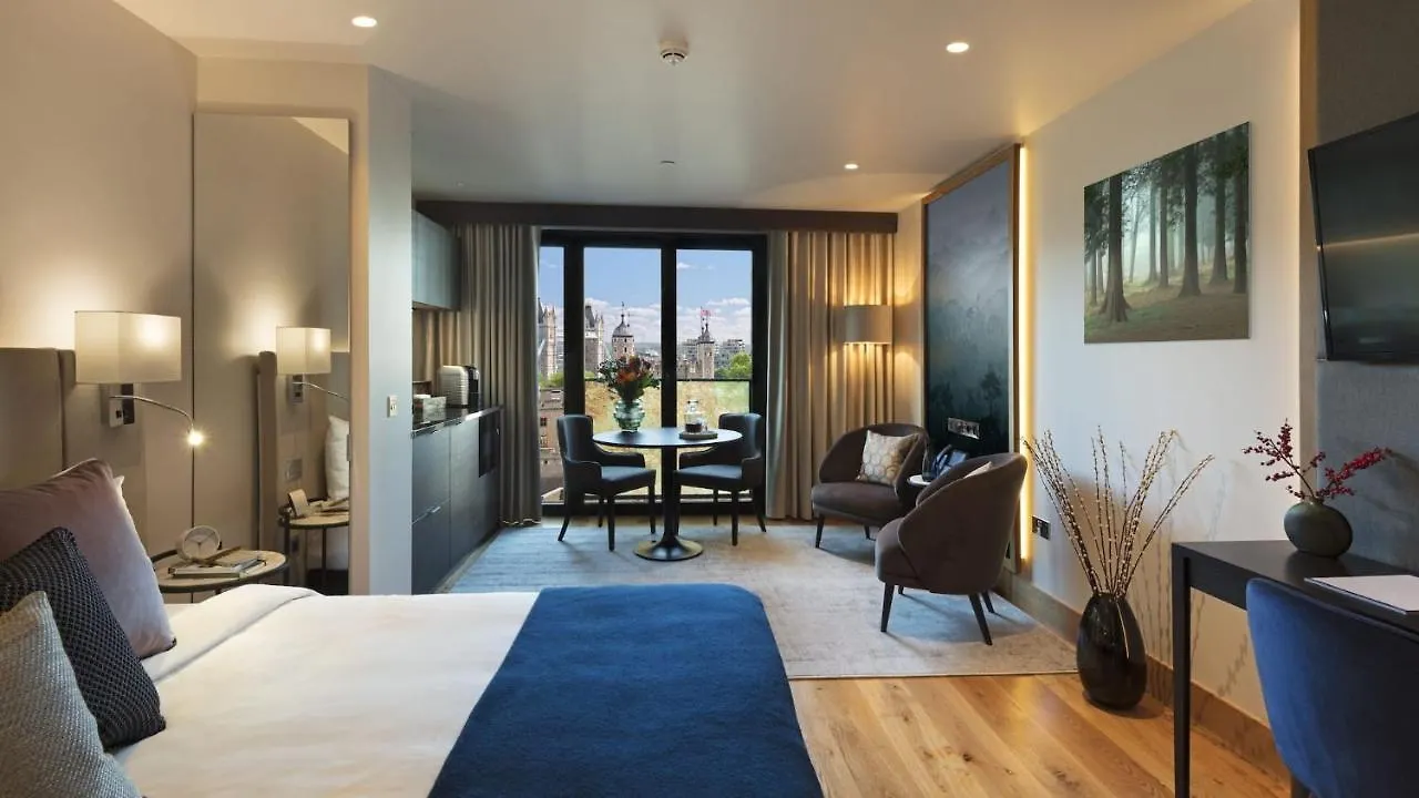 Tower Suites By Blue Orchid Лондон Отель